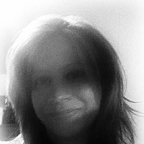 Meet your Posher, lina - Picture 2 of 2